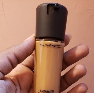 Mac foundation( All Shades)